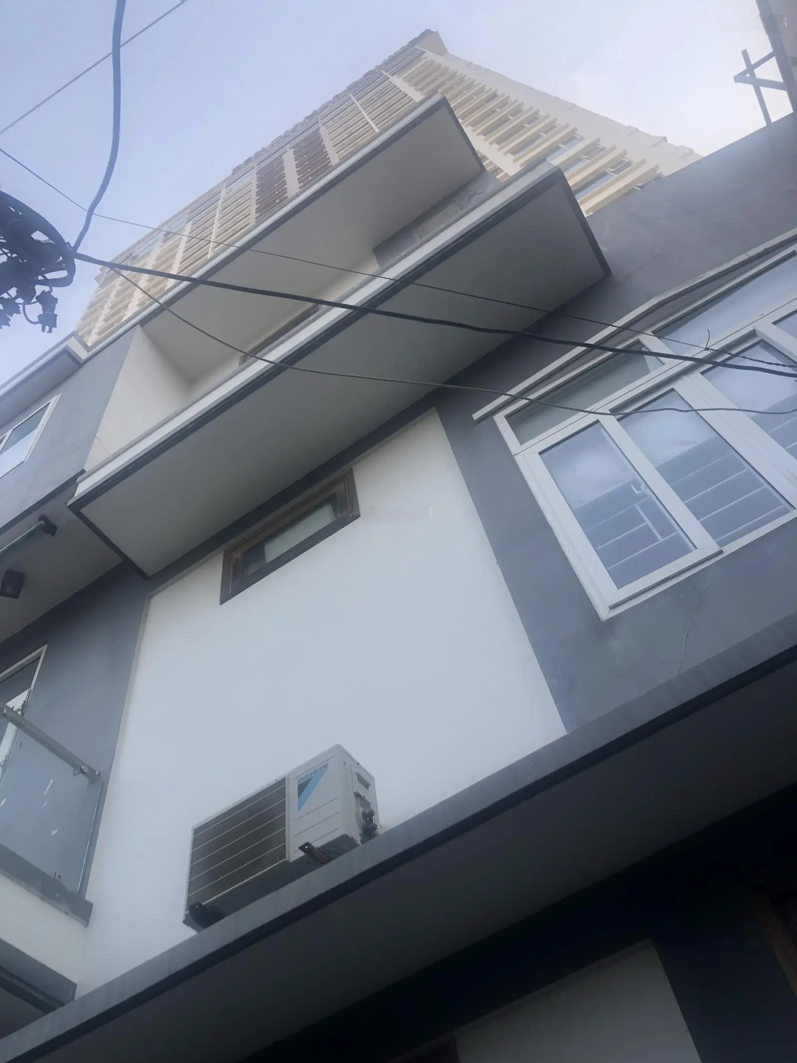 Hot nhà kiệt ô tô Lý Thường Kiệt, chỉ nhỉnh nhẹ 3 tỷ