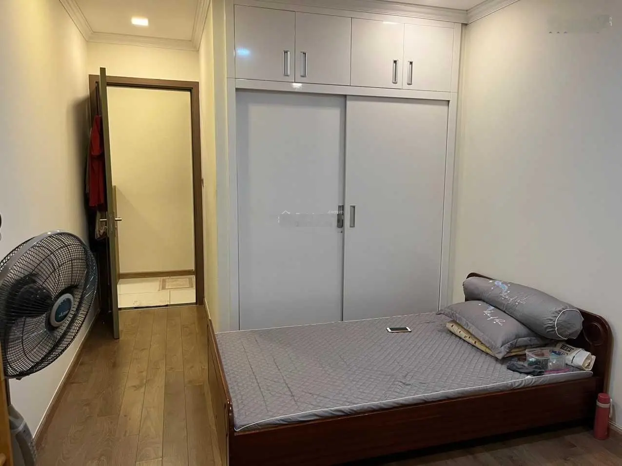 Bán căn hộ 584 Sacomreal, Q. Tân Phú, DT: 105m2, 3PN, 3WC, giá 3tỷ6, có sổ. LH: 0903 318 *** Minh