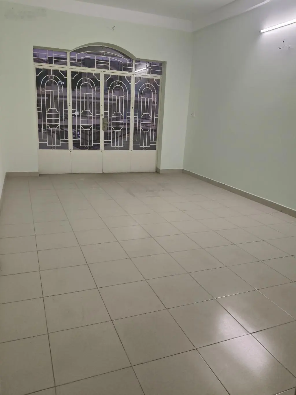Bán nhà Mặt tiền KD đường tạ Quang bửu p5 quận 8- 5 tầng(4 x 20)6 PN,giá 19 tỷ(TL)Pháp lý chuẩn