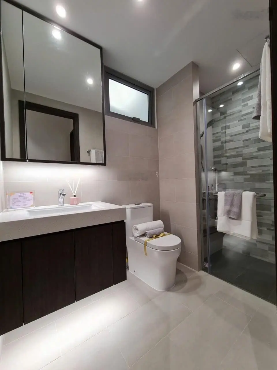 Bán căn hộ Celesta Rise Nguyễn Hữu Thọ ngay cạnh Phú Mỹ Hưng 0917 579 ***