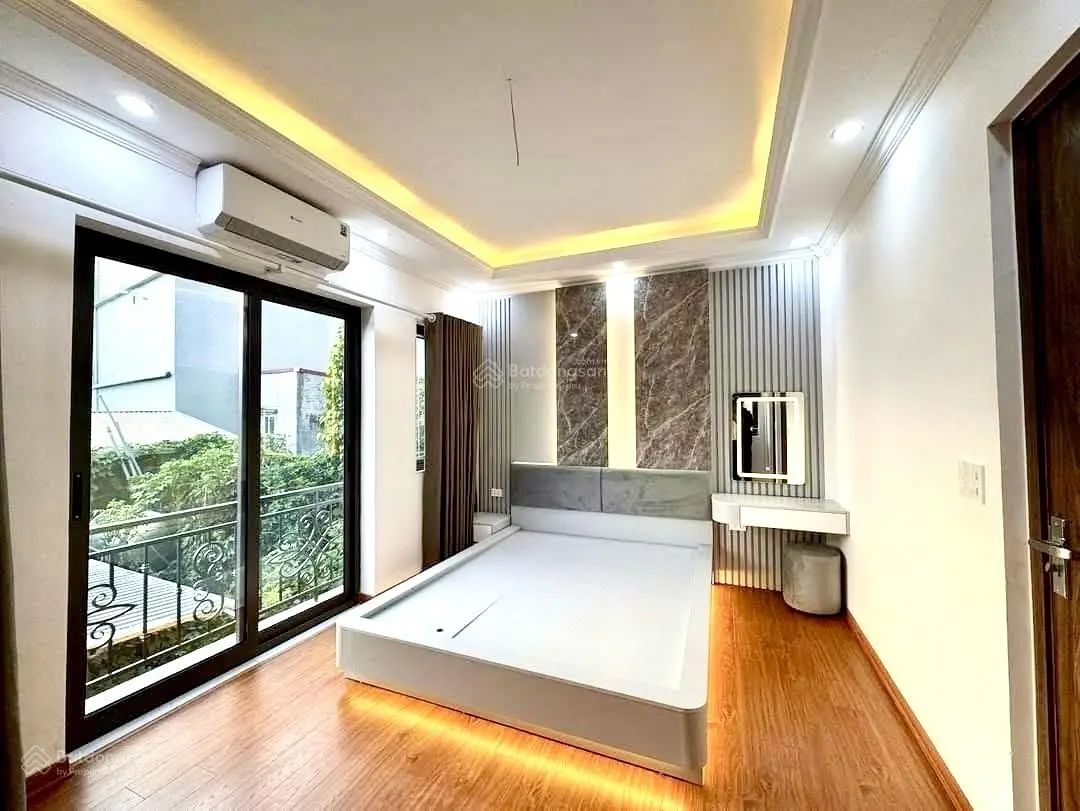 Bán nhà riêng 7,2 tỷ, 34m2, 4PN + 5WC tại Hoàng Mai, Giáp Bát, 6T thang máy