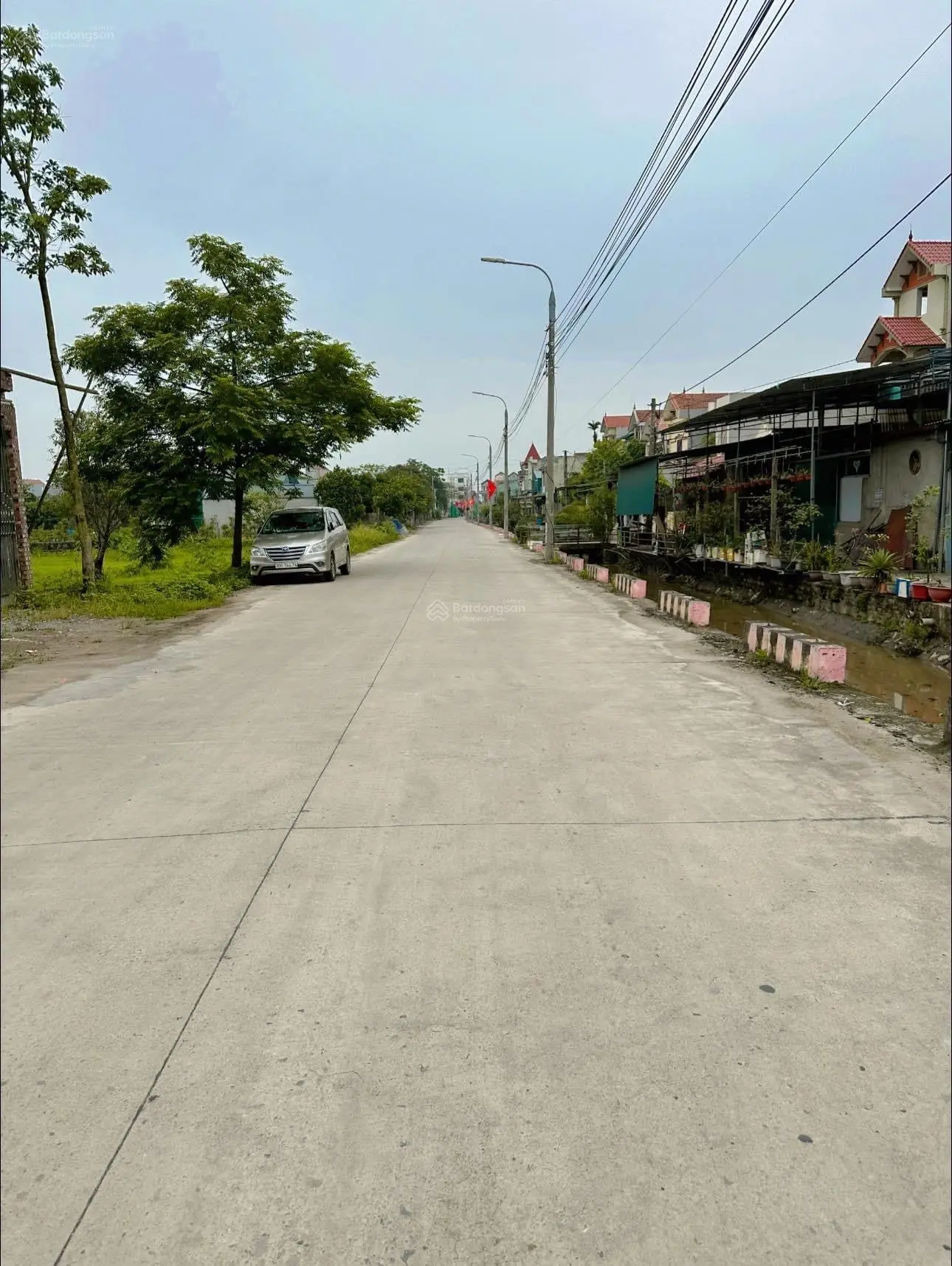 Bán lô đất 40m2 vuông Thường Tín