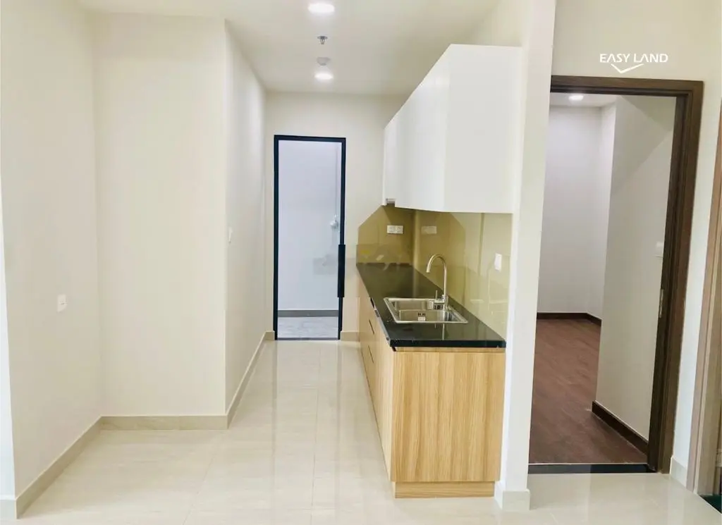 Kẹt Tiền Bán Nhanh Căn 2PN2WC View Hồ Nắng Sáng Cực Mát Giá Chỉ 2,4 Tỷ