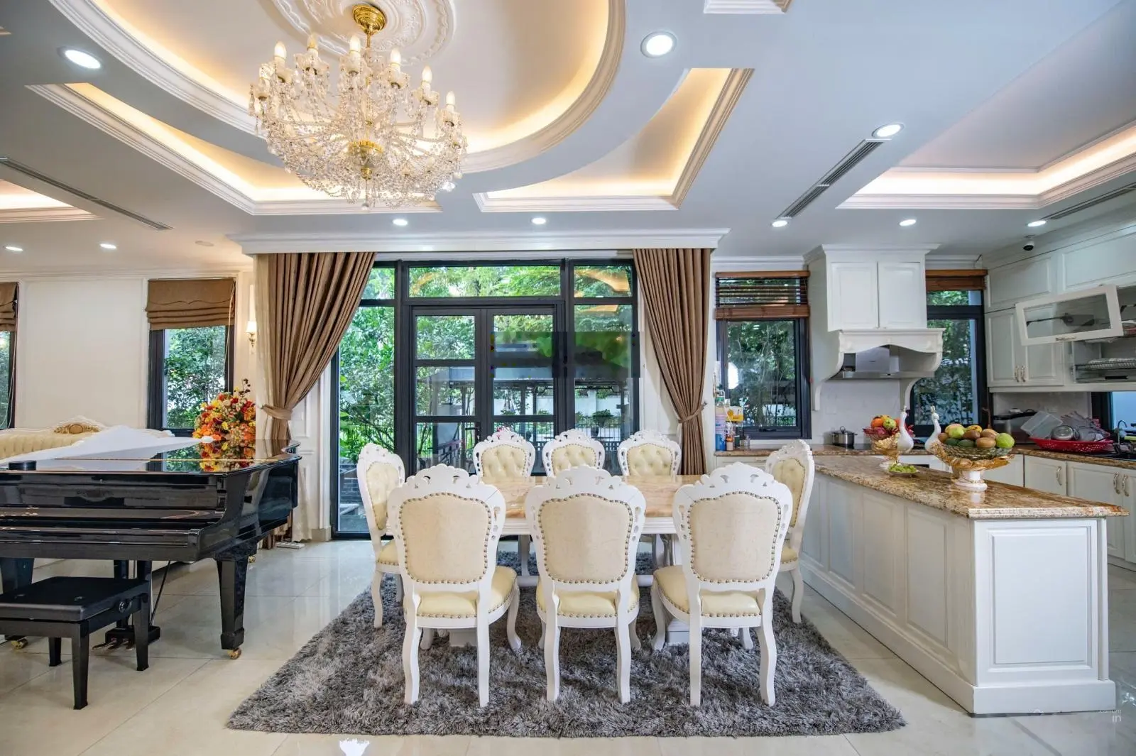 Chính chủ cần bán biệt thự lô góc vị trí đẹp nhất KDT Vinhomes Hàm Nghi. Giá thỏa thuận!