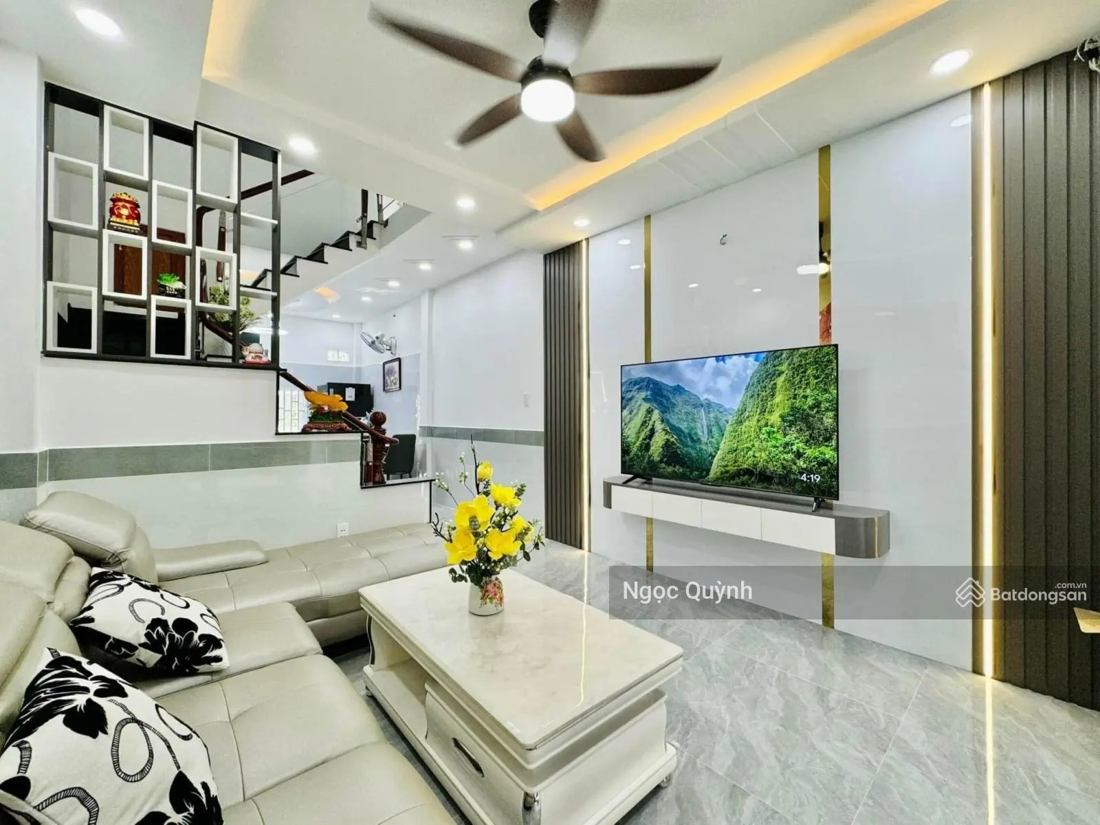 Bán nhà giá 2 tỷ 450 đường Lê Lợi, P4 Gò Vấp. DT 53m2 sổ riêng, hoàn công đủ, LH 0902 631 ***