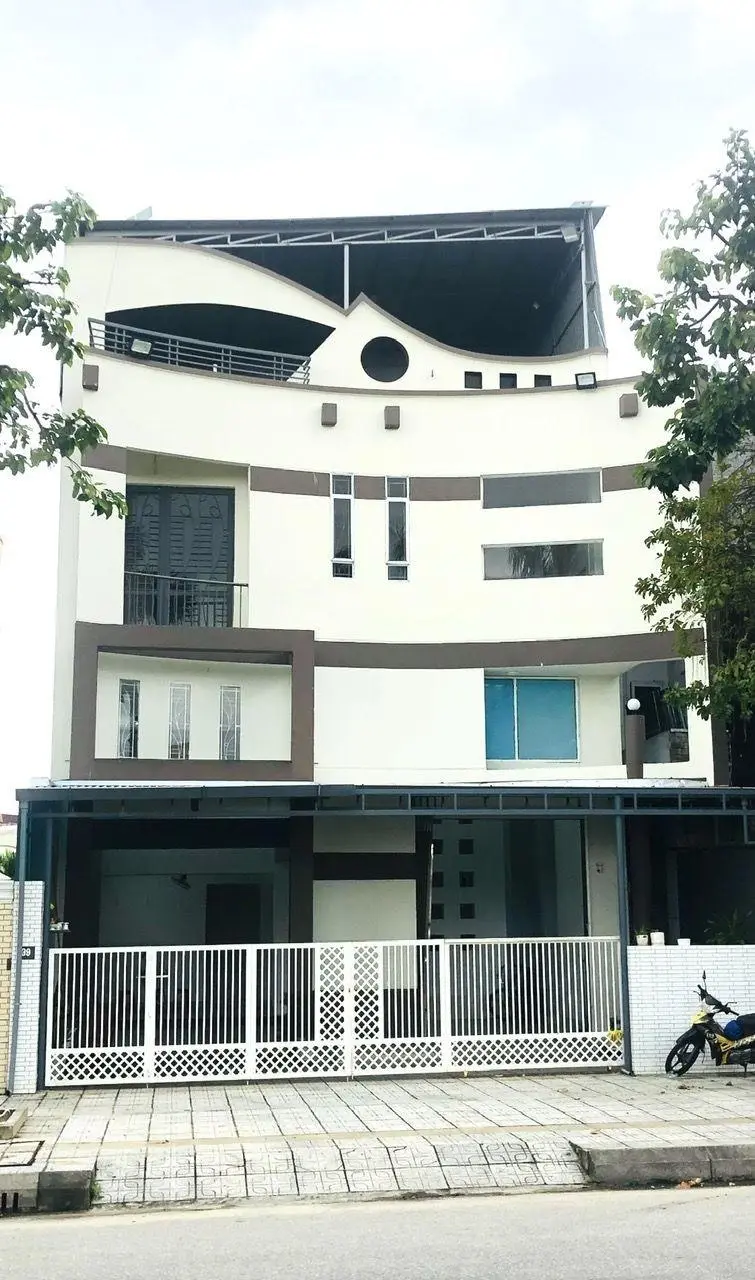 Nhà mặt tiền Hùng Vương Tam Kỳ cần bán gấp