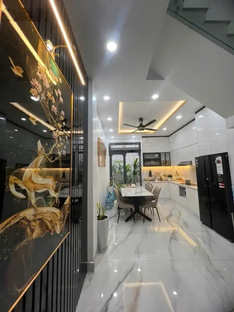 Nhà xinh - trung tâm bình thạnh - hẻm xe hơi - tặng nội thất cao cấp - 4 tầng - 60m2 - giá 8,9 tỷ