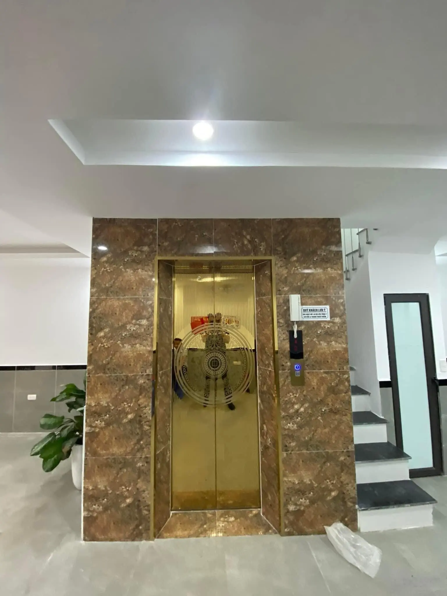 Bán tòa chdv yên hòa, cầu giấy 2 thoáng, diện tích 78m2, 7 tầng , 22 phòng dòng tiền 110tr/th