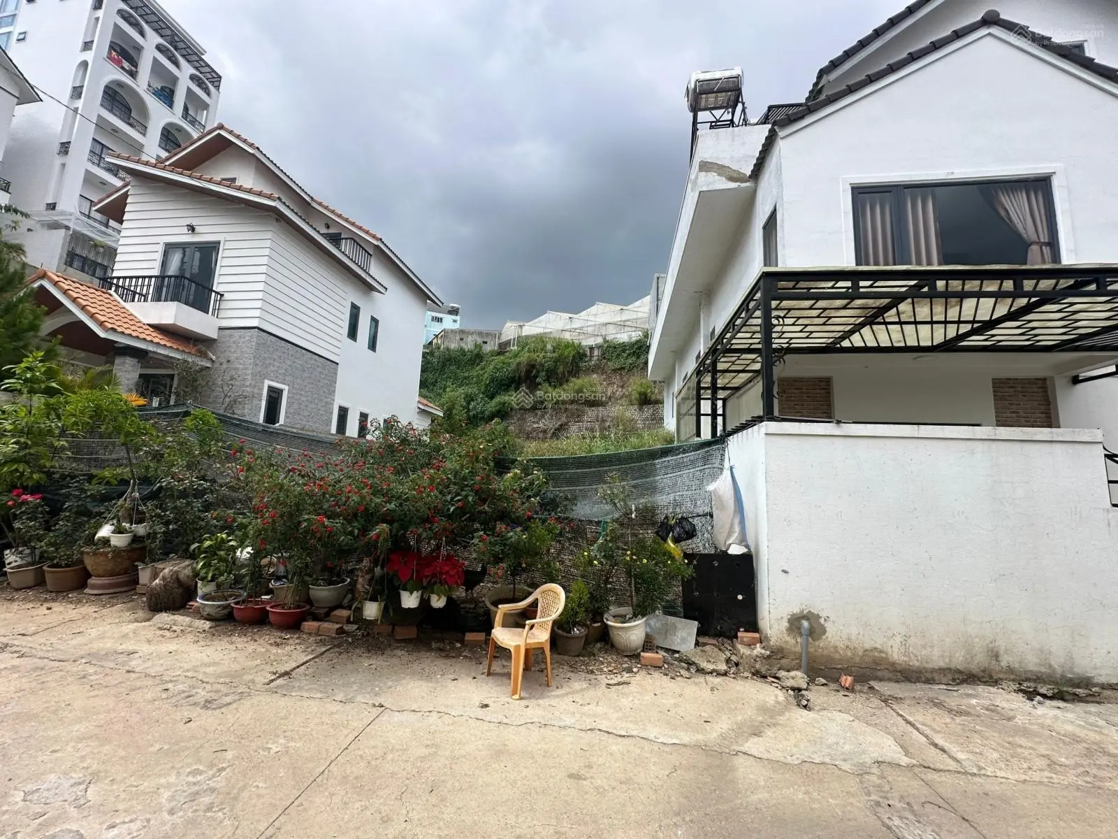 Đất làng hoa Vạn Thành 206m2 ngang 10m vuông vức GPXD 4 tầng giá chỉ 6,6 tỷ