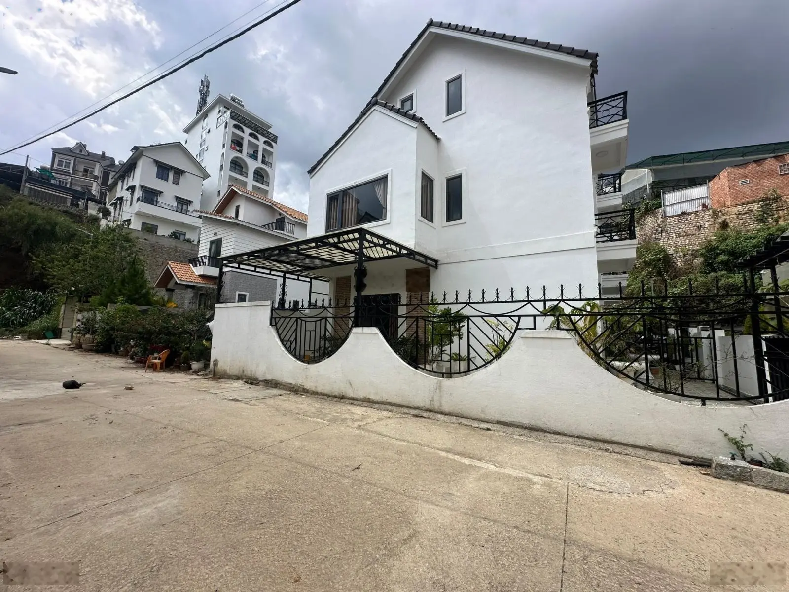 Đất làng hoa Vạn Thành 206m2 ngang 10m vuông vức GPXD 4 tầng giá chỉ 6,6 tỷ