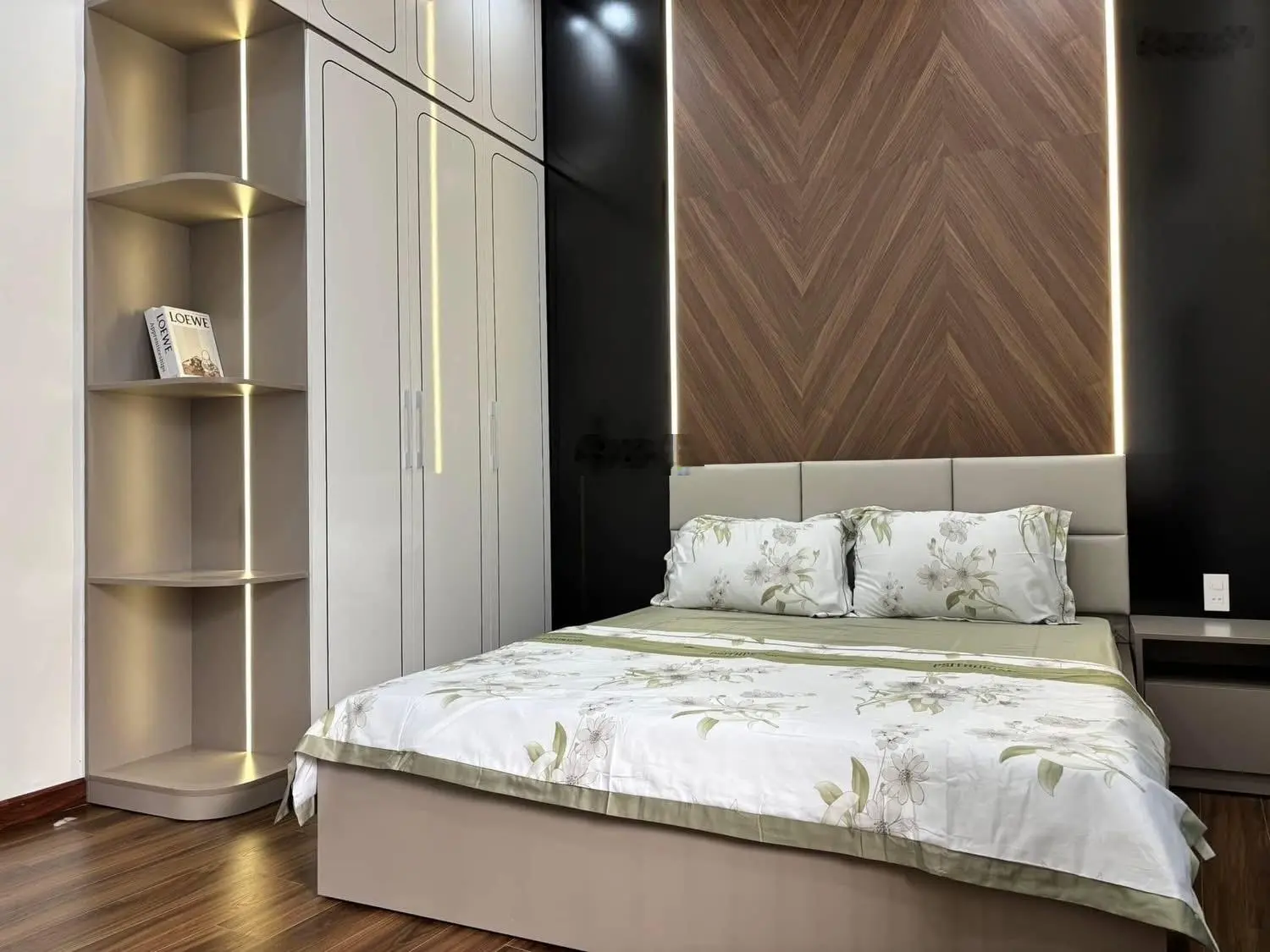 Bán nhà đẹp 122m x 2 tầng sân vườn thoáng mát Hoàng Diệu, trung tâm quận Hải Châu