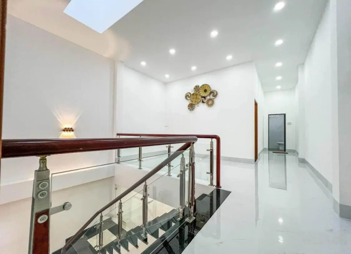 HÀNG HOT TẠI ĐƯỜNG HUỲNH VĂN BÁNH, PHÚ NHUẬN 1,99 TỶ, 54M2, 2PN Ngay trung tâm cao đẳng kinh tế Shr