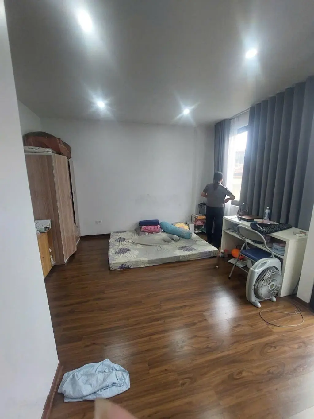 Âu cơ 5 tầng thang máy - đúng 20m ra đường ôtô - full nội thất về ở ngay.