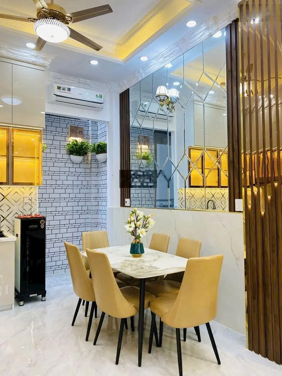Nhà Phố Tân Cổ Điển KDC Sài Gòn Mới Đường Huỳnh Tấn Phát - Cách Phú Mỹ Hưng 10phút