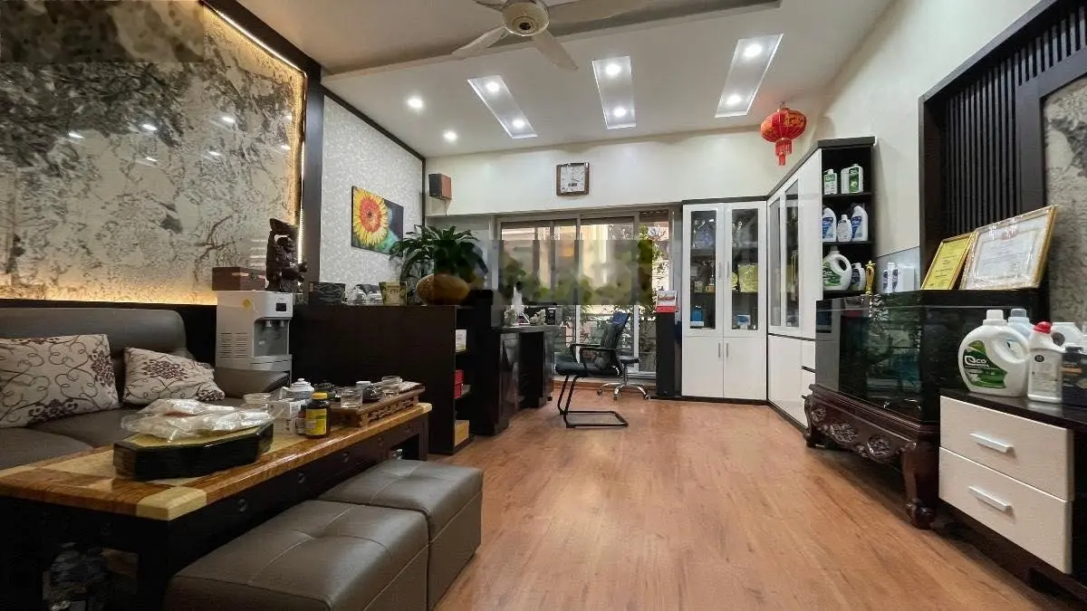 Bán mặt ngõ 155 Nguyễn Khang, phân lô ôtô, kinh doanh văn phòng DT: 80m/7 tầng/32.8 tỷ - 0911346986
