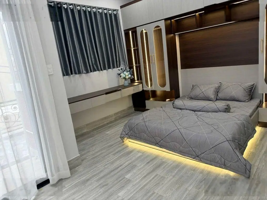 Nhà đẹp như mơ - Gần Phú Mỹ Hưng mua là ở ngay!
