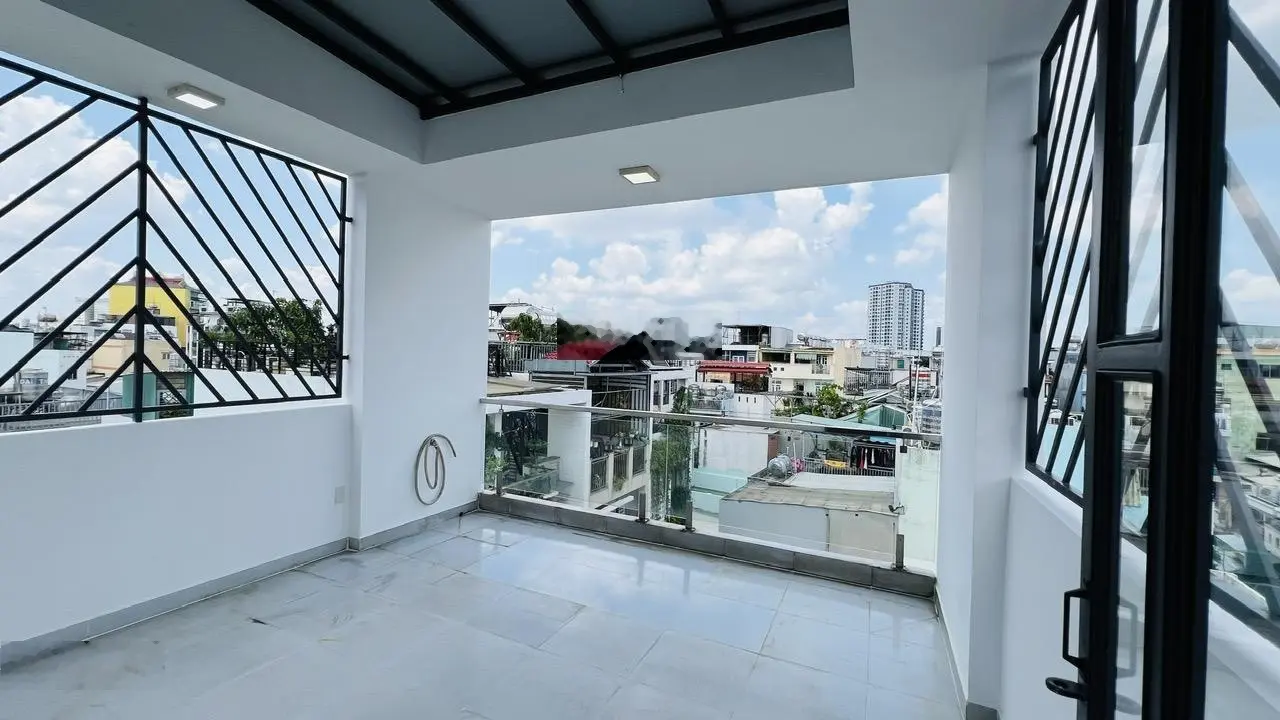 Giảm 400tr - giá mới 6.6 tỷ bán nhà 5 tầng 49m2 hẻm Ni Sư Huỳnh Liên, P10, Tân Bình