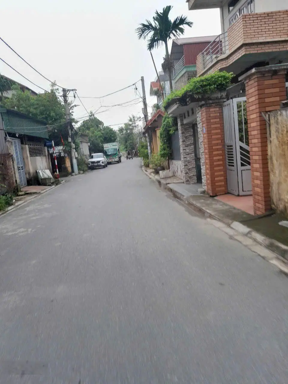 Cần bán gấp mảnh đất ở Kim Sơn - Gia Lâm Hà Nội đất đẹp Kim Sơn. Ngõ thông - ô tô đỗ cửa
