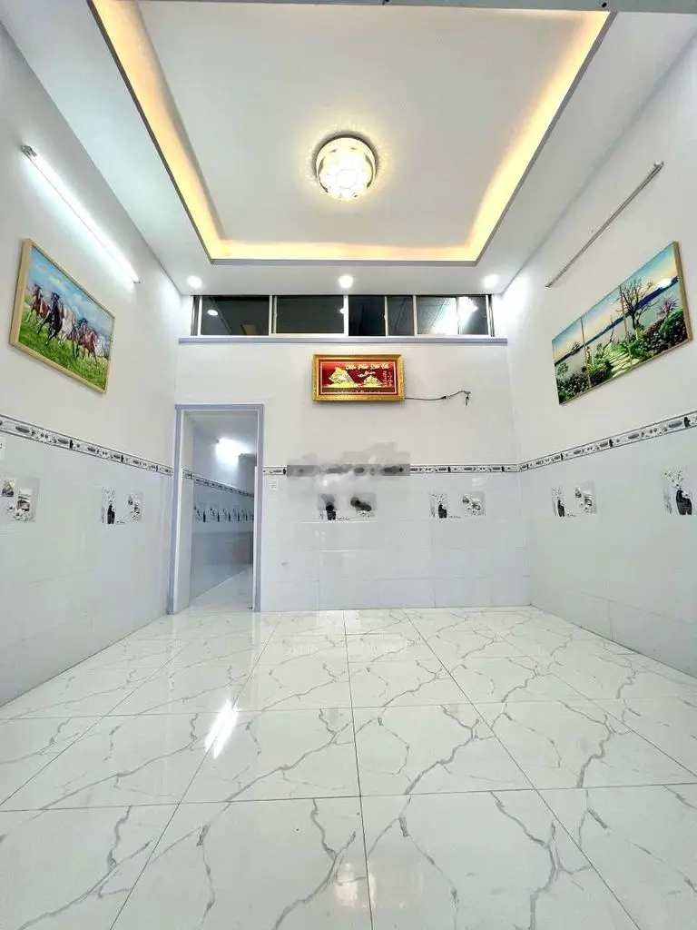 Nhà mới 1 trệt + 1 lầu đường Trần Văn Mười, nhỉnh 2 tỷ