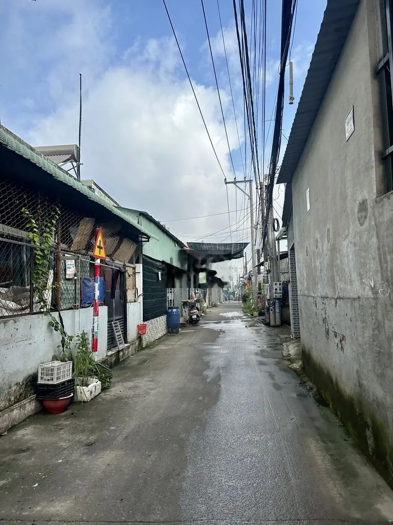 Kẹt tiền bán rẻ lô đất mặt tiền hẻm kinh doanh