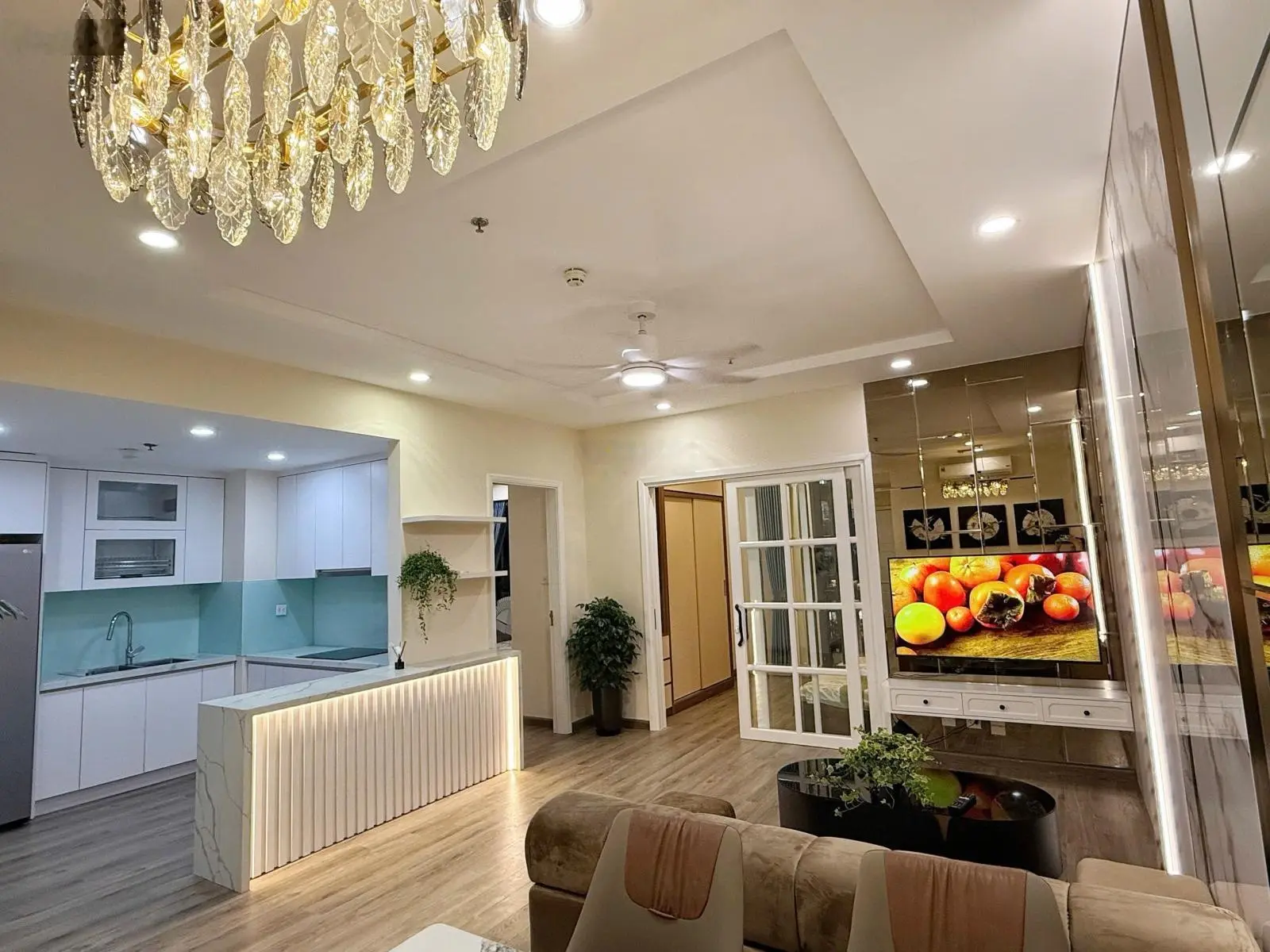 chuyển căn lớn cần Bán 2 sáng ngủ diện tích 83m nhà sửa đủ đồ đẹp view nhạc nước lh em 0974 532 ***