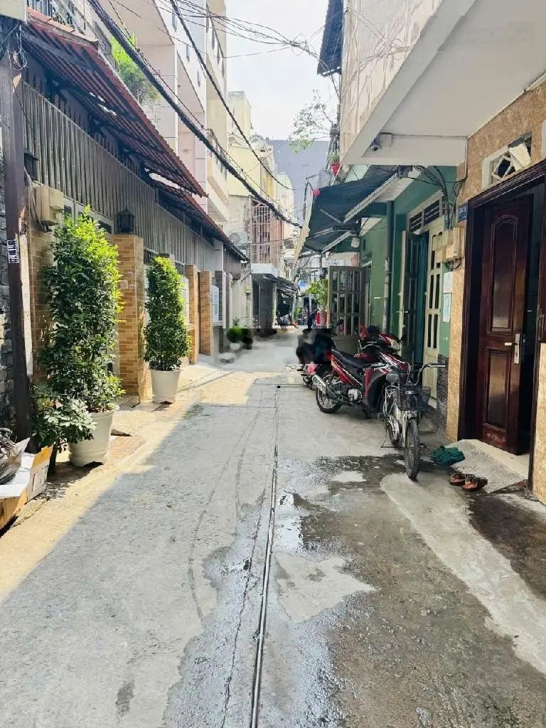 Cách Mạng Tháng 8, Quận 3, 4 tầng 48M2 nhỉnh 6 tỷ.