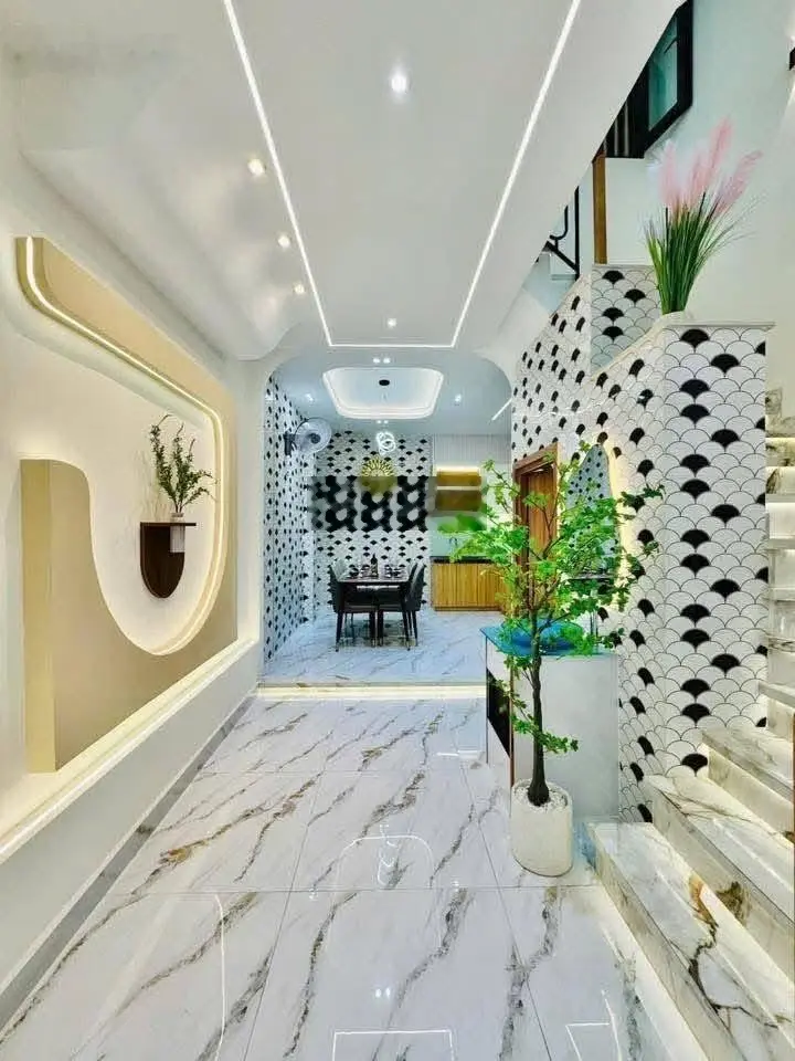 Bán nhà gần nhà VinCom Phan Văn Trị tại đường Phạm Huy Thông, P1, Gò Vấp| Giá 2 tỷ 430| DT 44m2