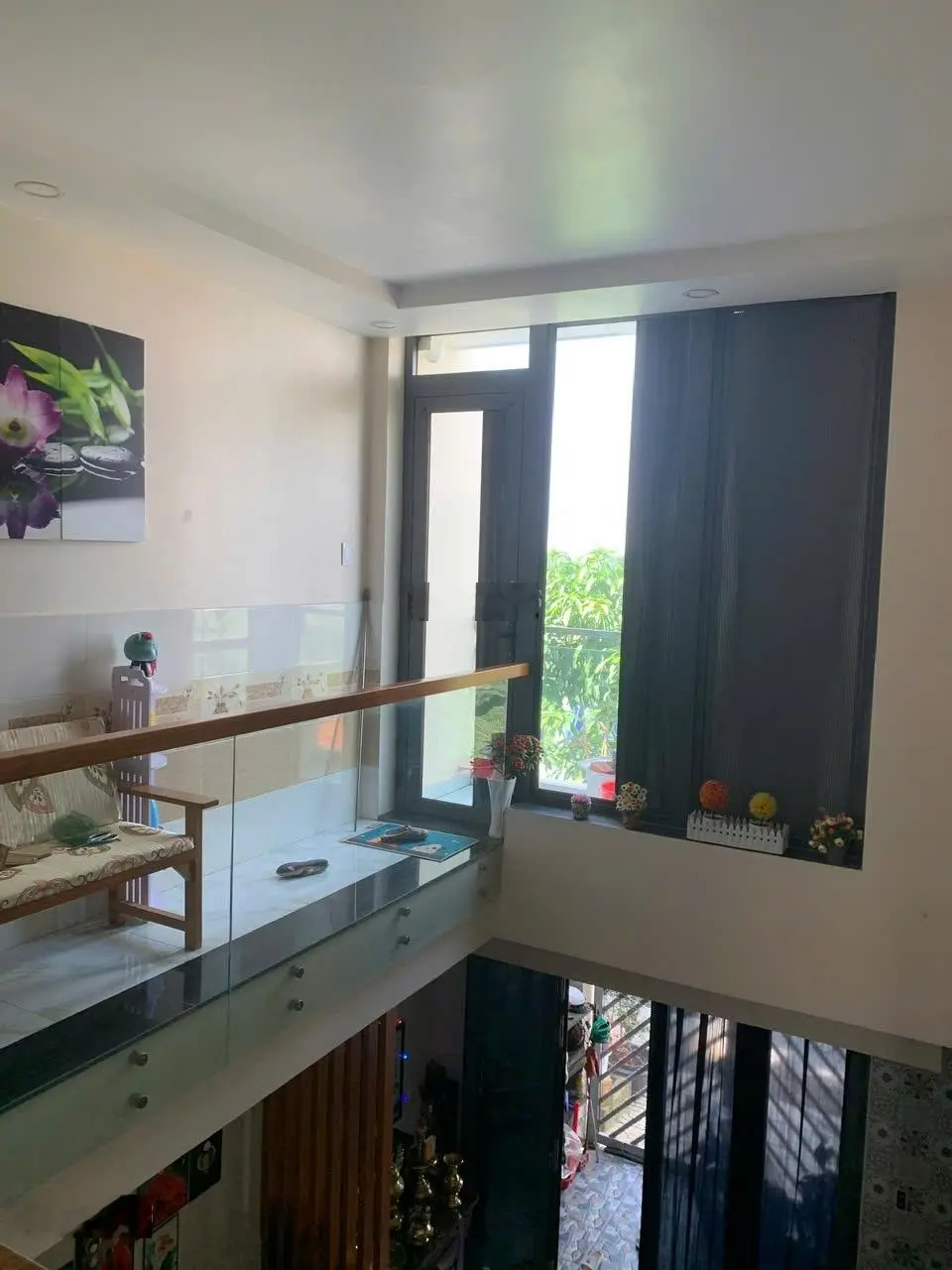 Bán gấp nhà 2 tầng lầu đường hồ văn long bình tân - 72m2- 4 x 18- 2 mặt tiền đường. hxh 4t8 tl