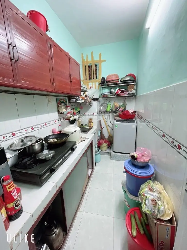 Bán nhà mới Q6 hẻm Hậu Giang DT 24.9m2 2 tầng 2PN, không quy hoạch, giá nhỉnh 2 tỷ hiếm có khó tìm
