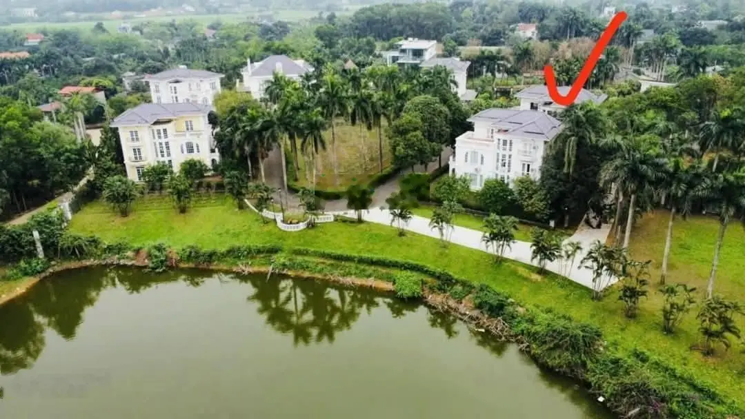Bán biệt thự VIP view hồ - Victory Villas lõi CNC Hòa Lạc