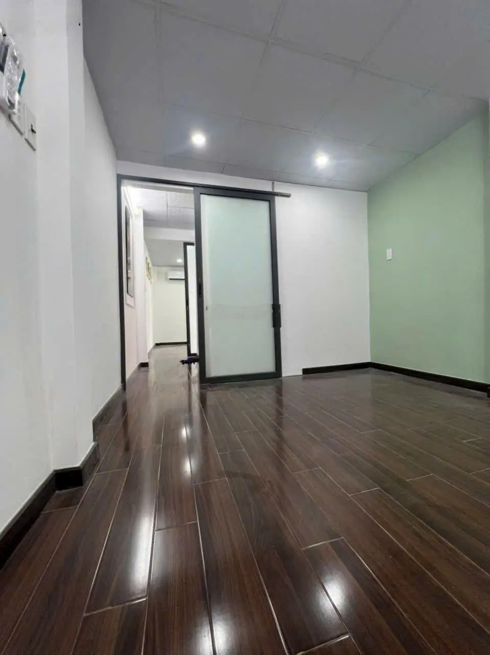 Bán nhà hẻm 1865 Huỳnh Tấn Phát. Sổ riêng. Vay bank ok. Giá 2.05 tỷ