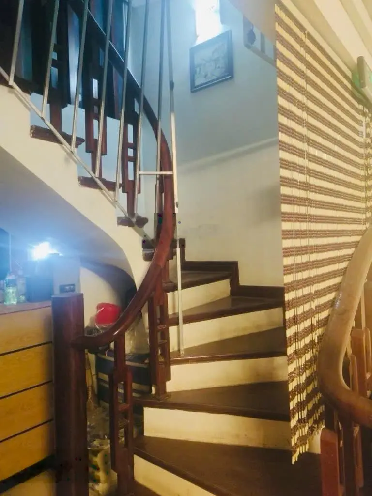 MỘT NHÀ RA MẶT PHỐ THỤY KHUÊ - TÂY HỒ - Ô TÔ TẢI TRÁNH - KINH DOANH - DT:46M2 MT:3.6M - 6 TẦNG