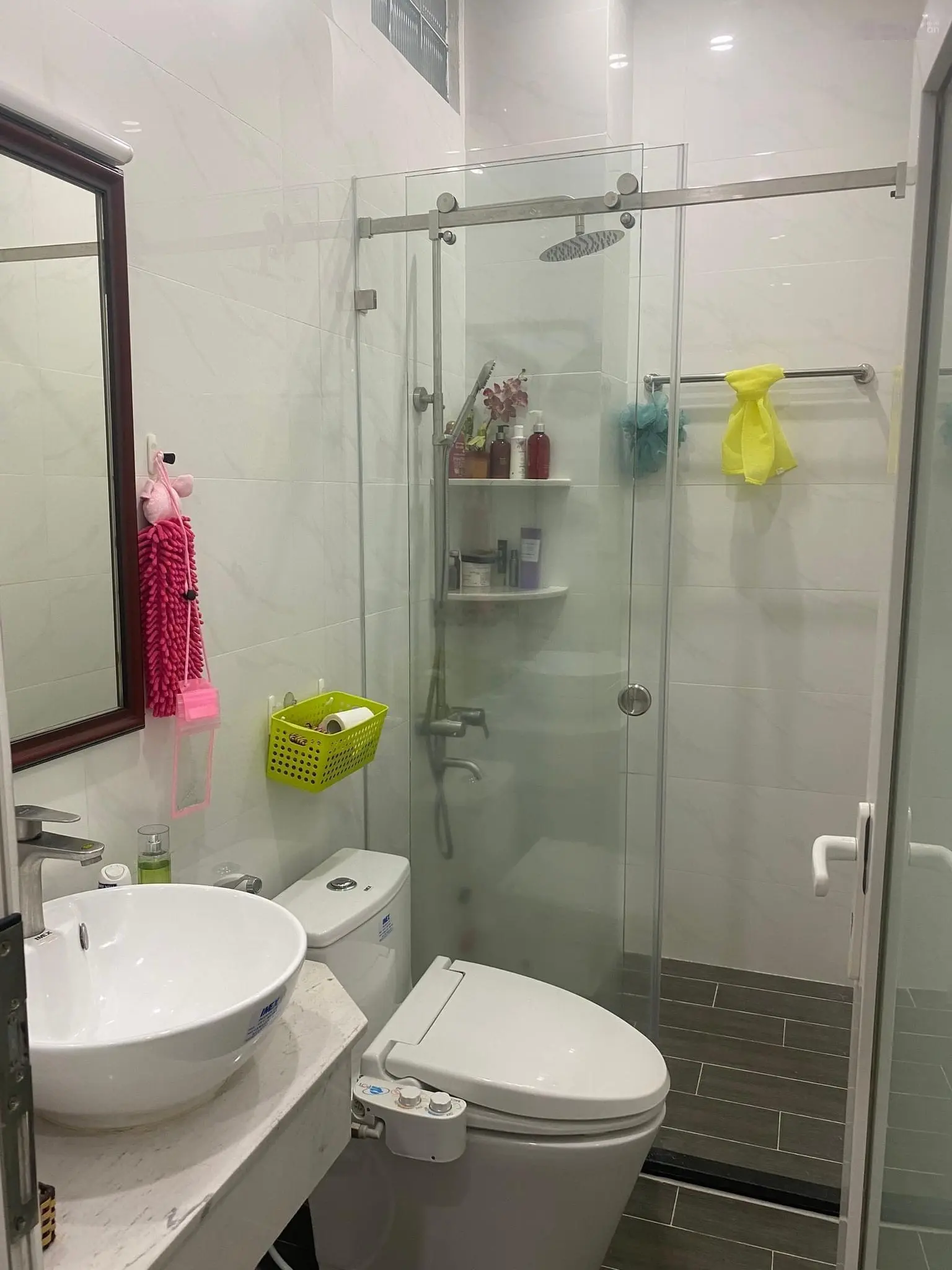 Bán nhà hẻm Võ Văn Tần, P6, Quận 3 - 60m2(4*15) sổ chính chủ giá 3tỷ280, 1T2L, qua Q1,Q5 chỉ 4phút