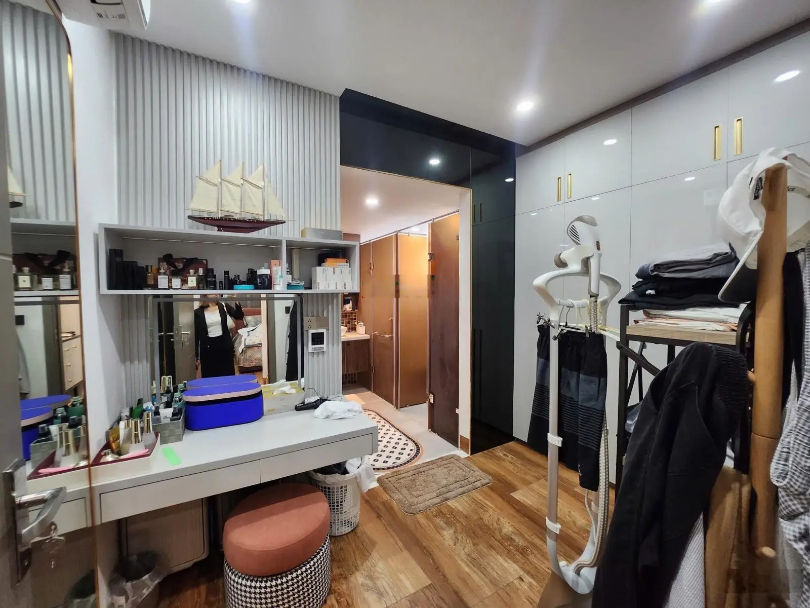 Biệt thư mới siêu đẹp đương 10m5 full nội thất ngay sông hàn -sơn trà -3 tầng - 320m2 - nhỉnh 13 tỷ