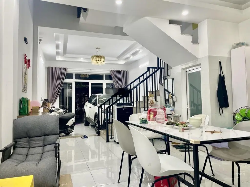 Bán gấp nhà 3 tầng 150m2 kiên cố khu đô thị Phước Lý vị trí đỉnh thông thương mọi mặt