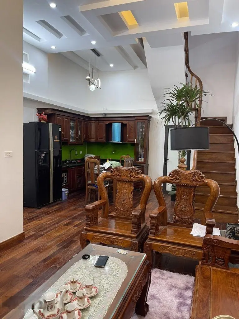 Siêu hót - mới kính koong - full nội thất đẹp - gần ô tô - ngõ thông - Minh Khai - 57m2 - 11 tỷ