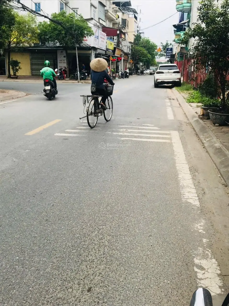 Phân Lô - Phú Xá -Phú Thượng -Tây Hồ -2 Xe Tải Tránh - Kinh Doanh 75M X 3 Tầng - Giá hơn 17 tỷ .