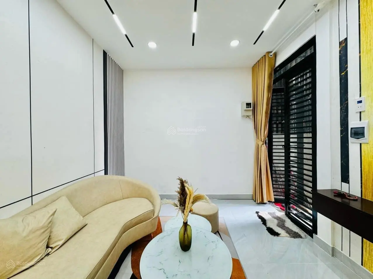 Đầu tư nhà bến xe An Sương tặng nội thất cho KH thiện chí với 60m2 phù hợp cho thuê