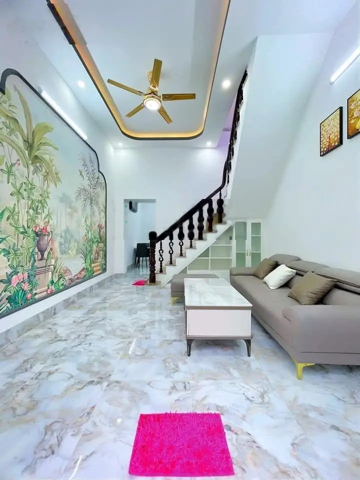 Bán gấp nhà phố Đào Tấn, ngõ nông gần phố, mới full nội thất, cách ô tô 72m, DT 37m2 * 5 tầng
