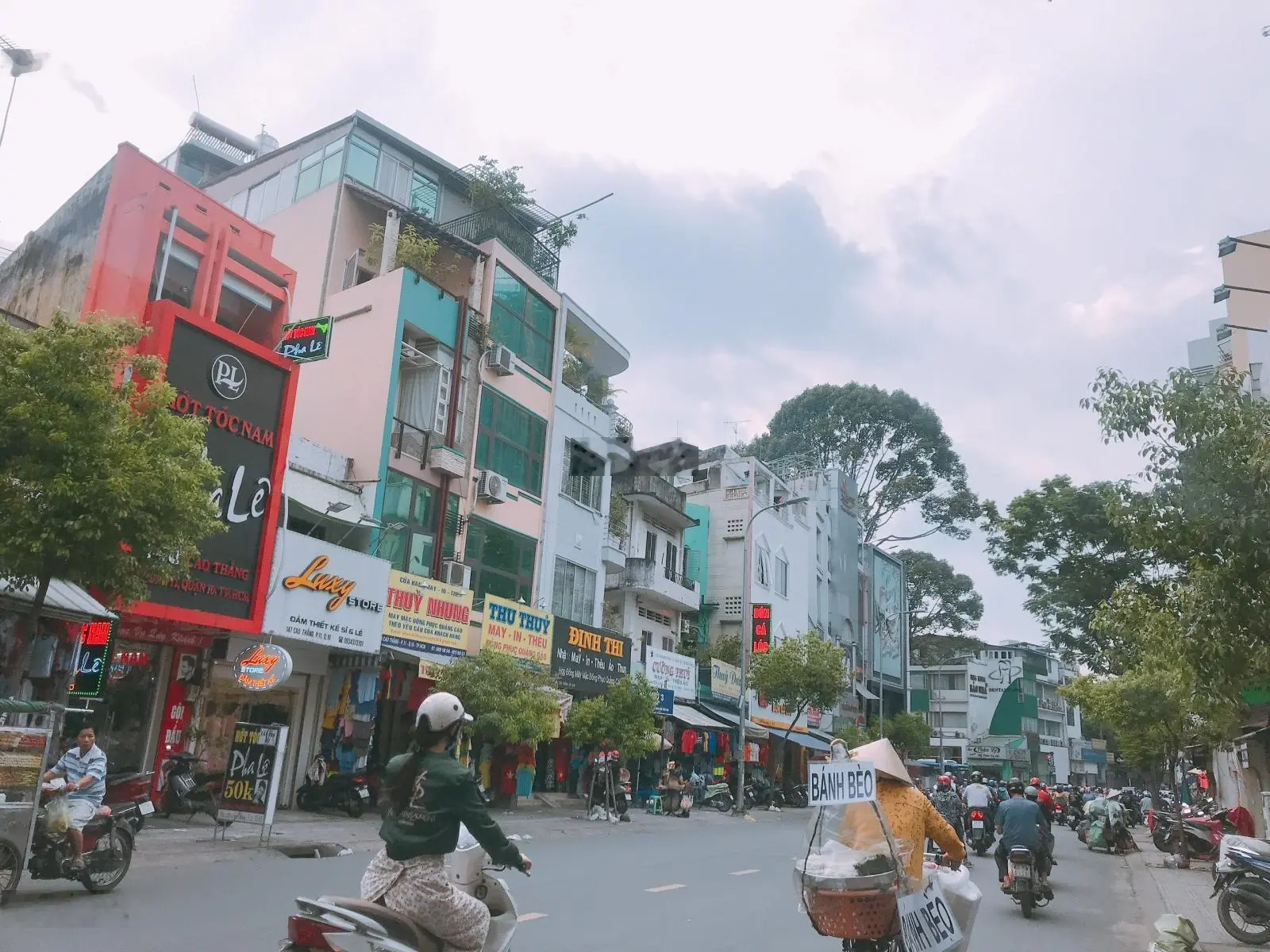 Bán nhà mặt phố Phạm Viết Chánh (DT: 5,2 x 17m) phường Nguyễn Cư Trinh quận 1 - giá 35 tỷ