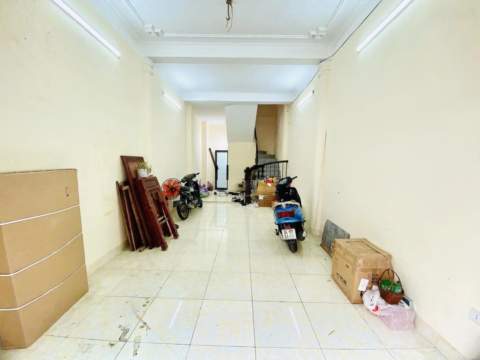 Mặt phố trung tâm hai bà trưng-nhà đẹp +thông số đẹp+dòng tiền cao 39m+m tiền 3,8m-sổ đẹp-16,4tỷ