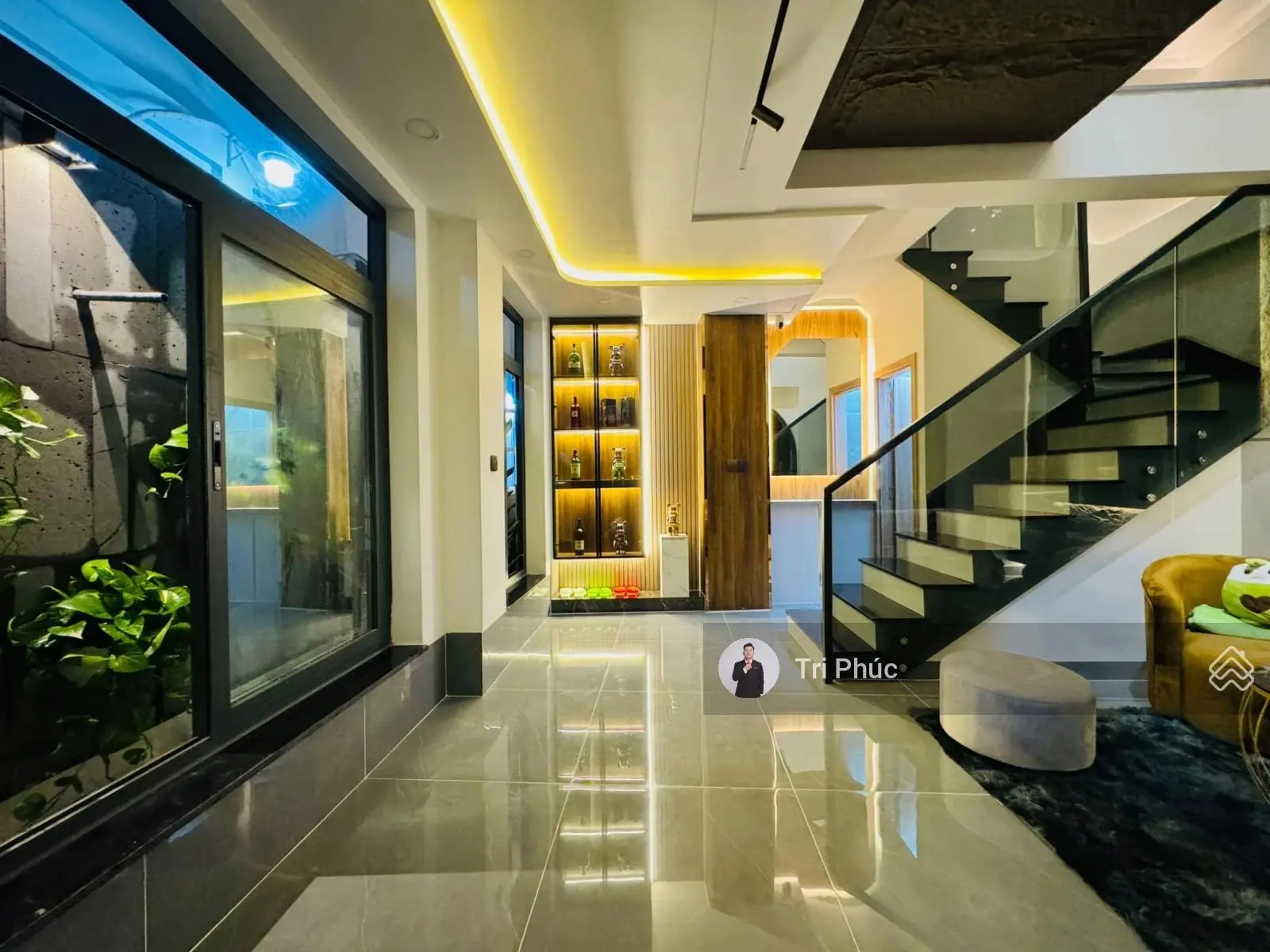 Siêu phẩm - Ngay Phan Xích Long, Phú Nhuận, 4 tầng, hẻm xe hơi, full nội thất chỉ hơn 8tỷ TL