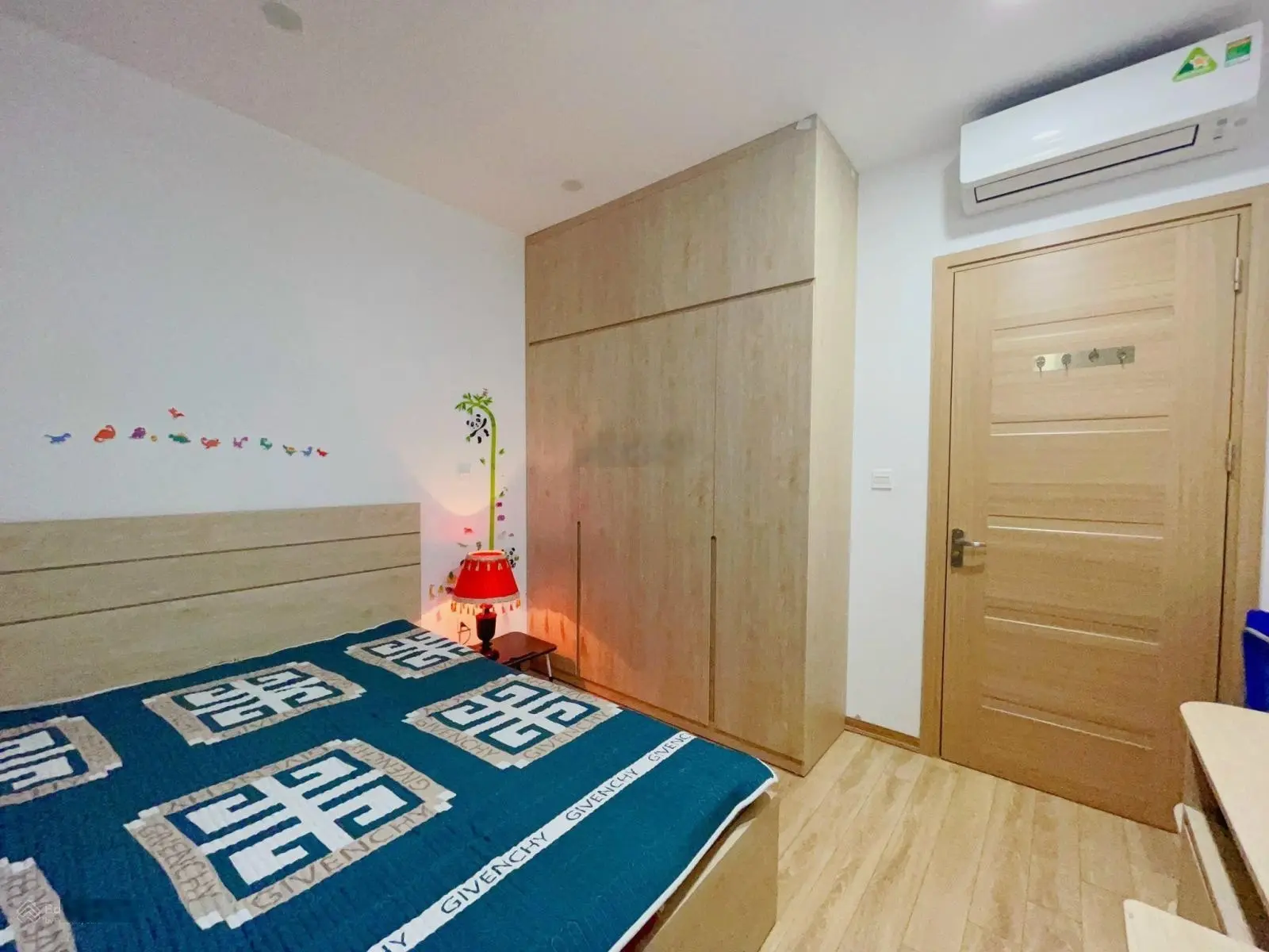 Chính chủ bán căn 2 ngủ chung cư Bonanza Dreamland 72,6m2 giá 4,4 tỷ, sẵn sổ full nội thất ảnh thật