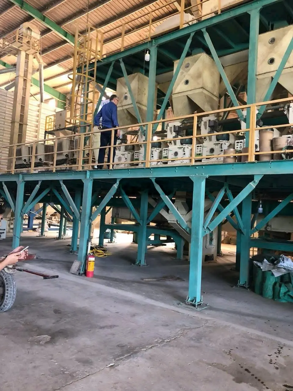 CHUYỂN NHƯỢNG NHÀ MÁY GẠO ngay vị trí trung tâm Chợ Gạo Vĩnh Thạnh Cần Thơ