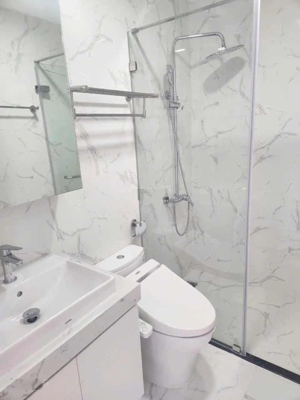 Sang nhượng căn hộ Paris Hoàng Kim ngay vòng xoay Trần Não - Lương Định Của Quận 2: 71m2 - 2PN