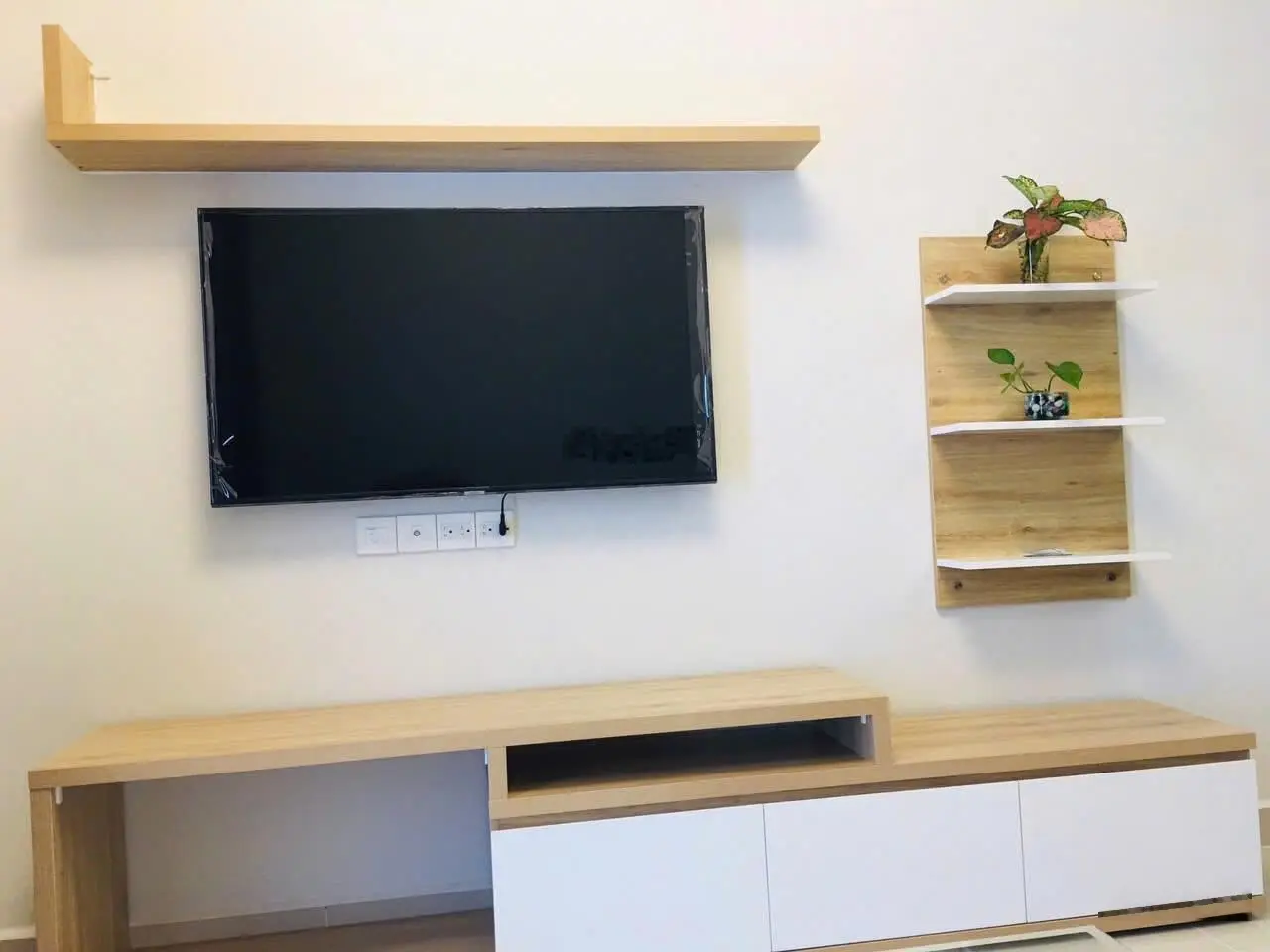 Bán căn hộ Botanica Premier, 2PN, 2WC, 69m2, View Hồng Hà, giá: 4 tỷ 2, LH: 0908 435 ***