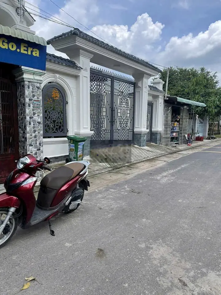 bán đất tt dầu tiếng, thổ cư, mặt tiền đường nhựa, sổ hồng riêng