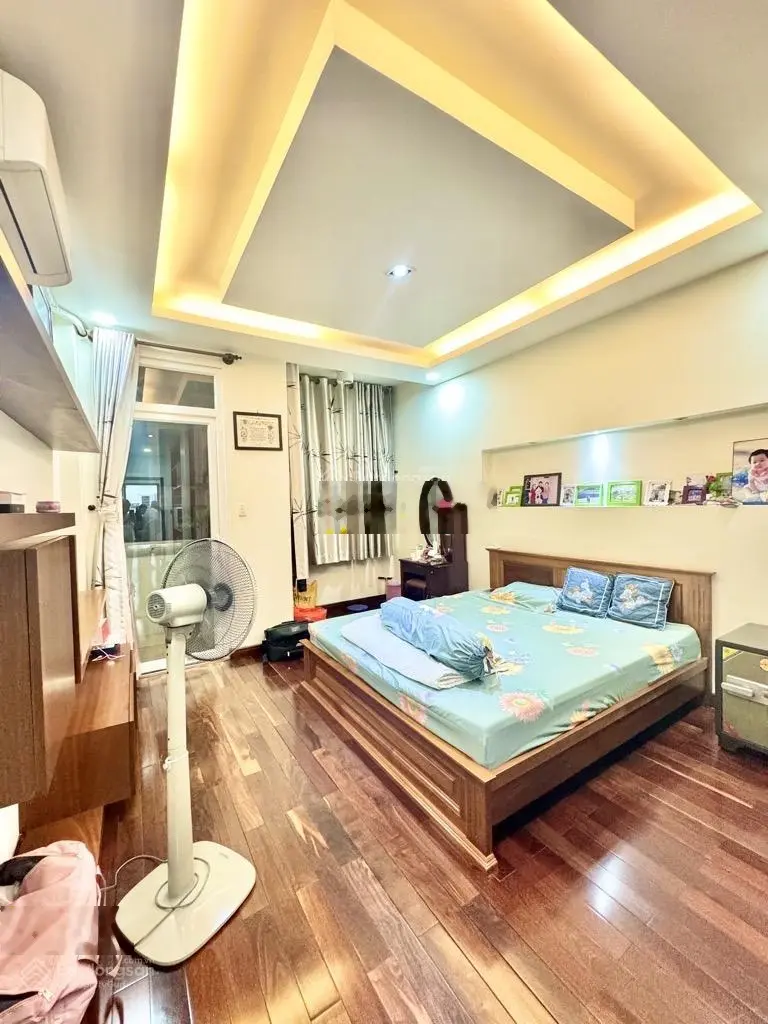Bán gấp MTKD Đường Số có giá nhất Tân Quy Q7, 10m ra Nguyễn Thị Thập, 83m2 6 tầng có hầm, 17tỷ500