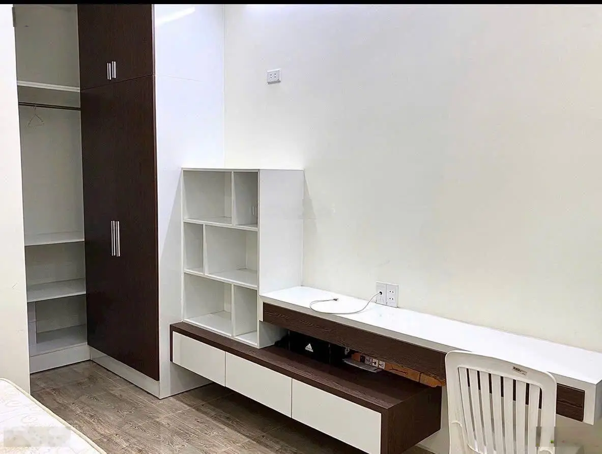 Bán nhà Q4 khu đường Số Q4 nhà 6 tầng xe hơi ngủ trong nhà. Tiện vừa ở vừa kinh doanh CHDV 7P7WC