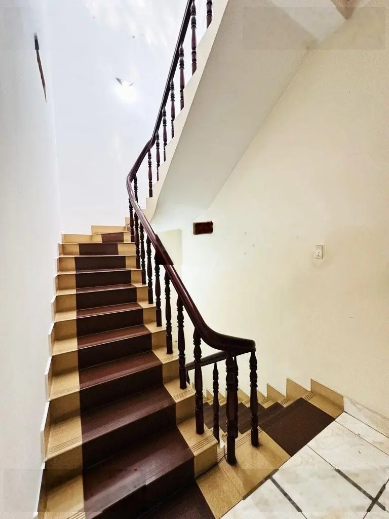 Nhà Hẻm Xe Hơi, 3 tầng đúc, Trường Chinh, Tân Bình, 5.4x15m, 75m2, nhỉnh 10 tỷ TL